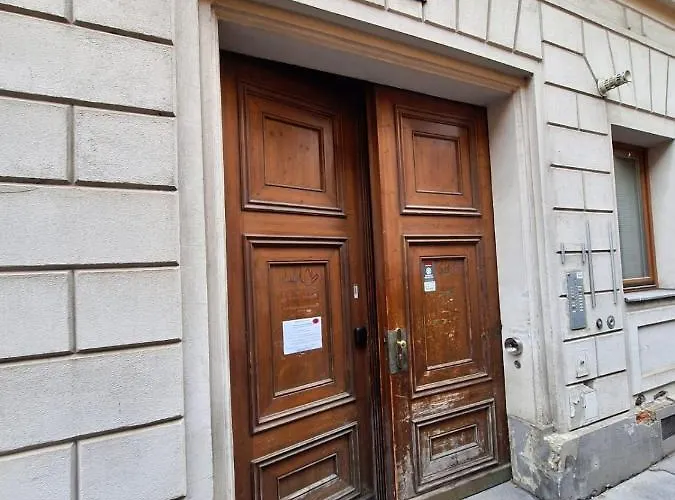 Wiedner.rooms 2*